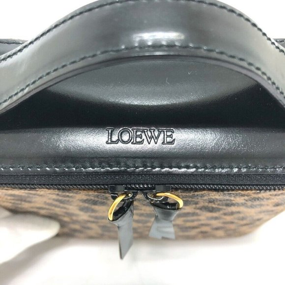 LOEWE Leopard Mini/Cosmetics Pouch Bag Vanity bag Leather Brown/GoldHardware - Picture 3 of 16